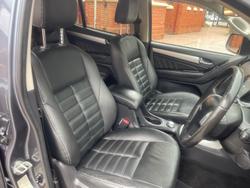 2017 Isuzu MU-X LS-T