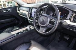 2022 Volvo XC60 B5 Inscription