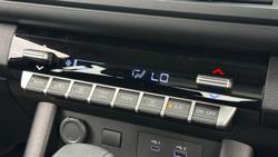 2025 Mitsubishi Triton GLX MV MY25 4X4 Dual Range White