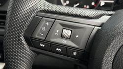 2025 Mitsubishi Triton GLX MV MY25 4X4 Dual Range White