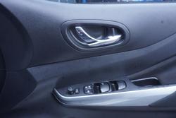 2021 Nissan Navara ST