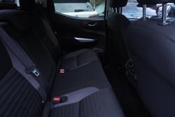 2021 Nissan Navara ST