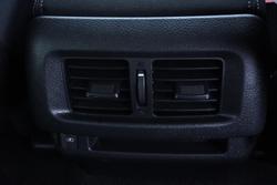 2021 Nissan Navara ST