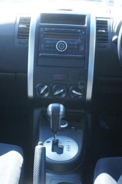 2010 Nissan X-TRAIL ST
