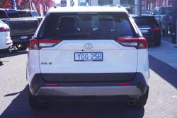 2020 Toyota RAV4 GXL