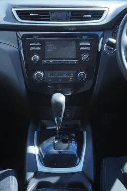 2017 Nissan X-TRAIL ST