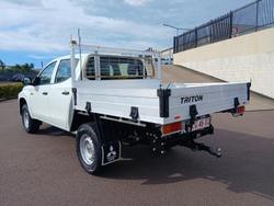 2021 Mitsubishi Triton GLX