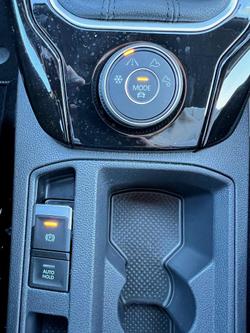 2025 Volkswagen T-Roc 140TSI R-Line