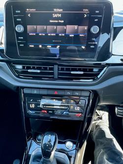 2025 Volkswagen T-Roc 140TSI R-Line