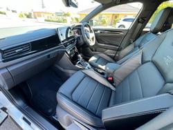 2025 Volkswagen T-Roc 140TSI R-Line