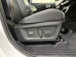 2026 Nissan Navara ST-X