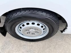 2018 Hyundai iLoad TQ3-V Series II MY18 Creamy White