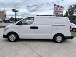 2018 Hyundai iLoad TQ3-V Series II MY18 Creamy White