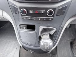 2018 Hyundai iLoad TQ3-V Series II MY18 Creamy White