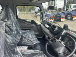 2025 Fuso Canter 815 White