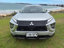 2024 Mitsubishi Eclipse Cross PHEV ES