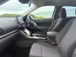 2024 Mitsubishi Eclipse Cross PHEV ES