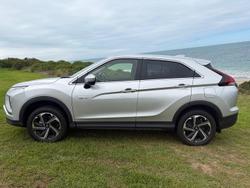 2024 Mitsubishi Eclipse Cross PHEV ES