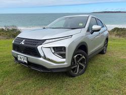 2024 Mitsubishi Eclipse Cross PHEV ES