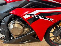 2016 Honda CBR500R RED