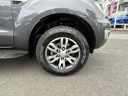 2020 FORD EVEREST TREND