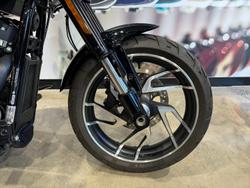 2021 Harley-Davidson Sport Glide 107 (FLSB) Softail Black