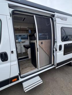 2026 Avan Applause 600-1 Single Beds