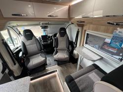 2026 Avan Applause 600-1 Single Beds