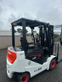 2025 Bobcat B25