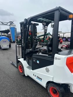 2025 Bobcat B25