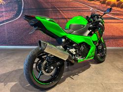 2023 Kawasaki Ninja 400 (EX400G) Ninja Green