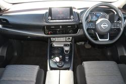 2025 Nissan X-TRAIL ST