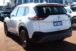 2025 Nissan X-TRAIL ST