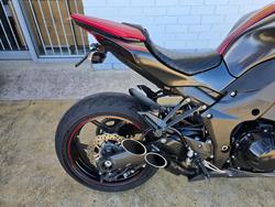 2016 Kawasaki Z1000 Red