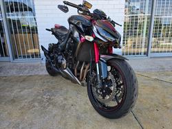 2016 Kawasaki Z1000 Red