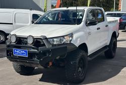 2020 Toyota Hilux SR