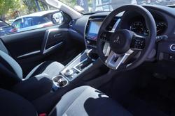 2024 Mitsubishi Pajero Sport Exceed