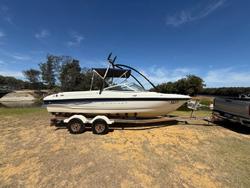 Bayliner 205 Bowrider