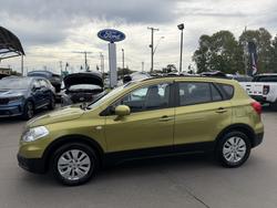 2014 Suzuki S-Cross