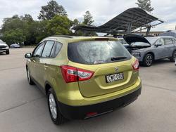 2014 Suzuki S-Cross