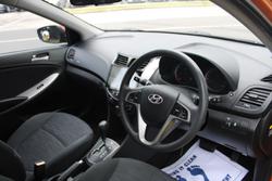 2014 Hyundai Accent Active