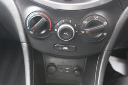 2014 Hyundai Accent Active