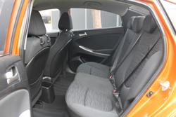 2014 Hyundai Accent Active