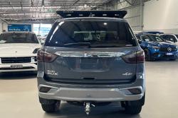 2021 Isuzu MU-X LS-U