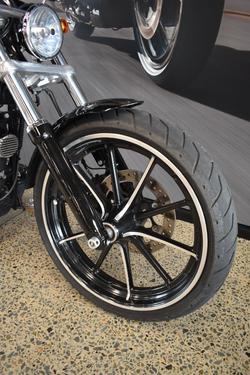 2016 HARLEY-DAVIDSON FXSB SOFTAIL BREAKOUT