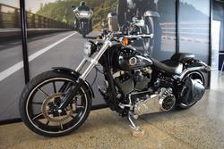 2016 HARLEY-DAVIDSON FXSB SOFTAIL BREAKOUT