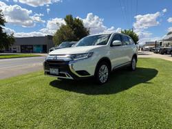 2021 Mitsubishi Outlander ES