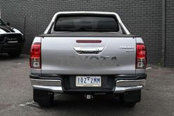 2020 Toyota Hilux SR5