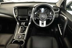 2025 Mitsubishi Pajero Sport GLS