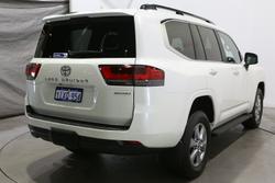 2026 Toyota Landcruiser Sahara